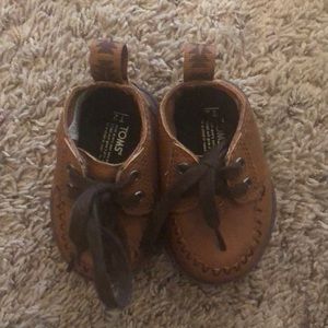 Toms infant boots